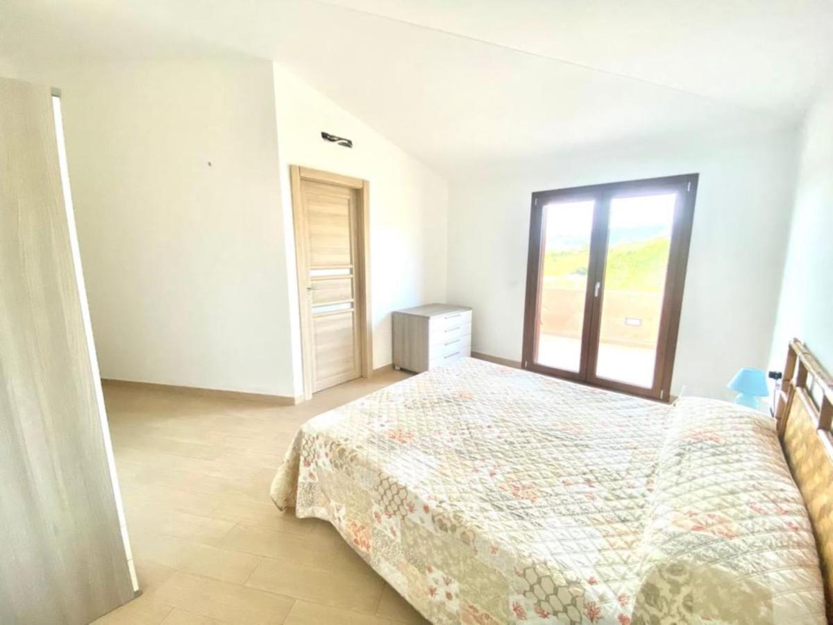 Appartement Nibbaru à Budoni Extérieur photo